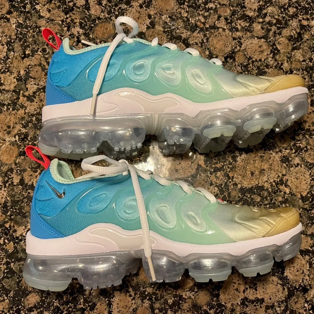 Women's Nike Air VaporMax Plus Shoes